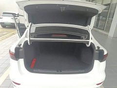 Geely Emgrand 2026 4 Million Commemorative Edition 1.5L CVT Flying Edition - ფოტო 19