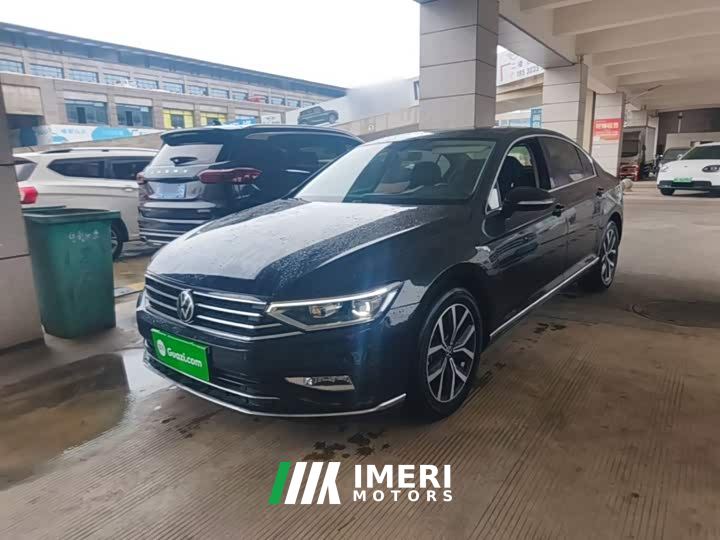 Volkswagen Magotan 330TSI DSG Advance