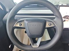 Tesla Model Y Rear-Wheel Drive - ფოტო 11
