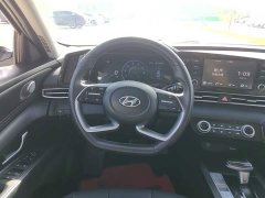 Hyundai Elantra 1.5L CVT GLX Elite - ფოტო 11