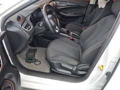 SAIC MG i5 2020 1.5L Automatic 4G Connected Premium Edition - ფოტო 15