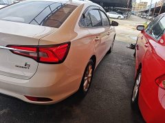 SAIC MG i5 2020 1.5L Automatic 4G Connected Premium Edition - ფოტო 8