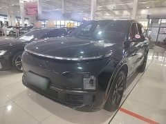 Li Auto L8 2023 Pro - ფოტო 1
