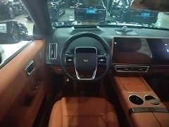 Li Auto L8 2023 Pro - ფოტო 11
