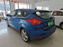 Ford Focus 2020 Hatchback Classic 1.5L Automatic Fashion Edition - ფოტო 5