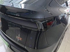 Tesla Model Y Long Range All-Wheel Drive Launch Edition - ფოტო 8