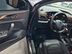 Volkswagen Touareg 2022 330TSI AWD Luxury Edition - ფოტო 16