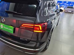 Volkswagen Touareg 2022 330TSI AWD Luxury Edition - ფოტო 8