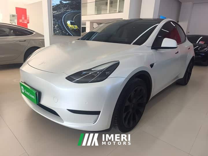 Tesla Model Y Facelift Rear-Wheel Drive