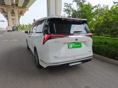 Buick GL8 New Energy Luzun Smart Comfort Edition 7-Seater - ფოტო 5