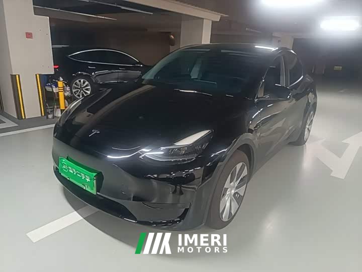 Tesla Model Y Facelift Rear-Wheel Drive