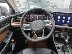 Volkswagen Bora 200TSI DSG Comfort Pro - ფოტო 11