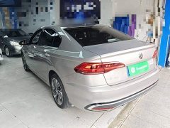 Volkswagen Bora 200TSI DSG Comfort Pro - ფოტო 5