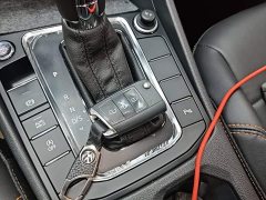 Volkswagen Bora 200TSI DSG Comfort Pro - ფოტო 9