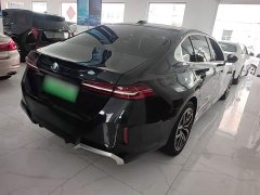 BMW i5 eDrive 35L M Sport Package - ფოტო 5