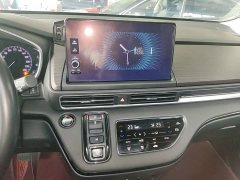 Honda Odyssey 2.0L e:HEV Luxury - ფოტო 13