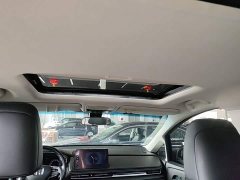 Honda Odyssey 2.0L e:HEV Luxury - ფოტო 18