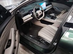 Geely Galaxy Xingyao 8 2025 130km EM-i Flagship - ფოტო 16