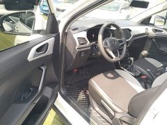 Volkswagen Touran 2023 200TSI DSG Smart Connected Edition - ფოტო 16