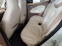 Wuling Hongguang MINIEV Fourth Generation Four-Door Advanced Edition - ფოტო 17