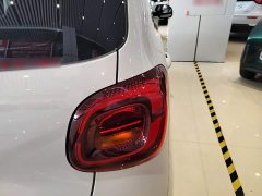 Wuling Hongguang MINIEV Fourth Generation Four-Door Advanced Edition - ფოტო 8