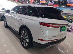 Lincoln Explorer 2022 2.0T FWD Elegant Edition - ფოტო 5