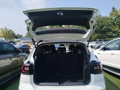 Volkswagen Touran 2023 200TSI DSG Smart Connected Edition - ფოტო 19