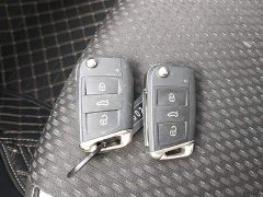 Volkswagen Touran 2023 200TSI DSG Smart Connected Edition - ფოტო 9