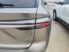 SAIC MG RX5 2023 1.5T Superior Edition - ფოტო 8