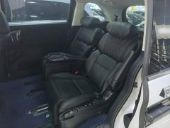 Honda Elysion 2019 2.0L Hybrid Luxury - ფოტო 17