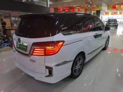 Honda Elysion 2019 2.0L Hybrid Luxury - ფოტო 7
