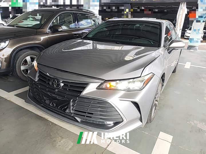 Toyota Camry 2.5L Touring Premium China VI