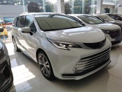 Toyota Sienna 2021 2.5L Hybrid Platinum Edition - ფოტო 4