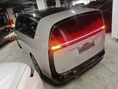 Li Auto Li Xiang MEGA Ultra - ფოტო 5