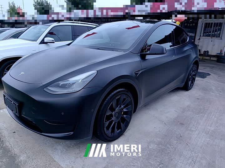 Tesla Model Y Rear-Wheel Drive