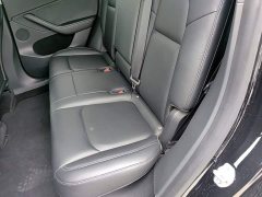 Tesla Model Y Rear-Wheel Drive - ფოტო 17