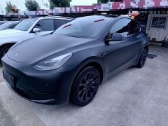 Tesla Model Y Rear-Wheel Drive - ფოტო 2