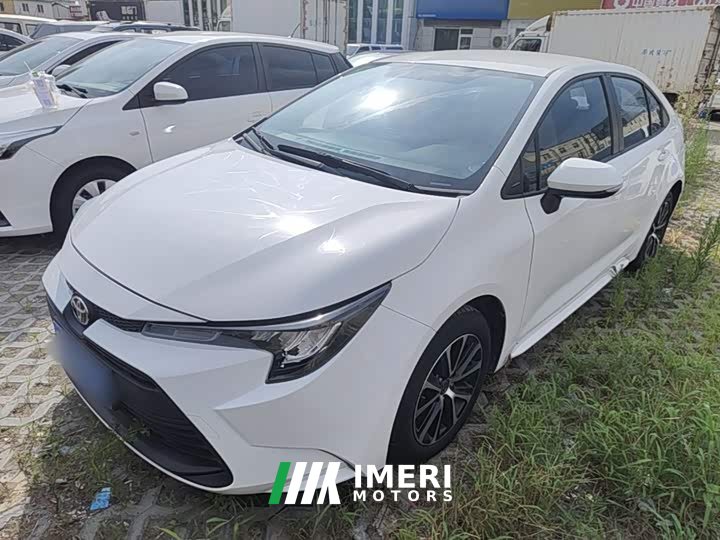 Toyota Corolla TNGA 1.5L CVT Base