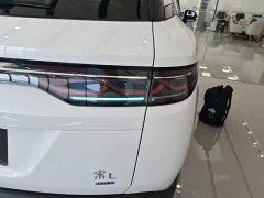 BYD Song L DM-i 200KM Excellence Edition - ფოტო 8