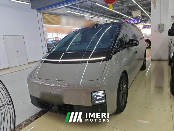 Li Auto Li Xiang MEGA 2024 Ultra - ავტომობილი ჩინეთიდან