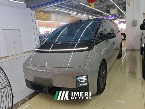 2025 Li Auto MEGA Ultra