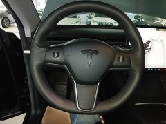 Tesla Model Y Rear-Wheel Drive - ფოტო 11