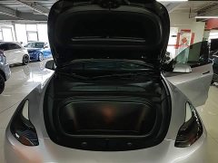 Tesla Model Y Rear-Wheel Drive - ფოტო 20