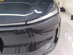 Tesla Model Y Long Range All-Wheel Drive - ფოტო 18