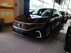 Volkswagen Passat Plug-in Hybrid 2025 430PHEV Hybrid Business Edition - ფოტო 1