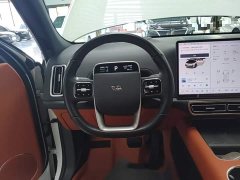 Li Auto L7 Pro - ფოტო 11