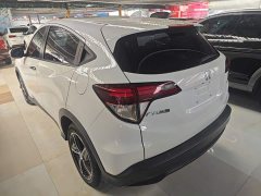 Honda Vezel 2020 1.5L CVT Luxury - ფოტო 5