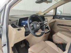 Buick GL8 New Energy Lusang Respect Edition - ფოტო 10