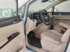 Buick GL8 New Energy Lusang Respect Edition - ფოტო 16