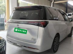 Buick GL8 New Energy Lusang Respect Edition - ფოტო 7